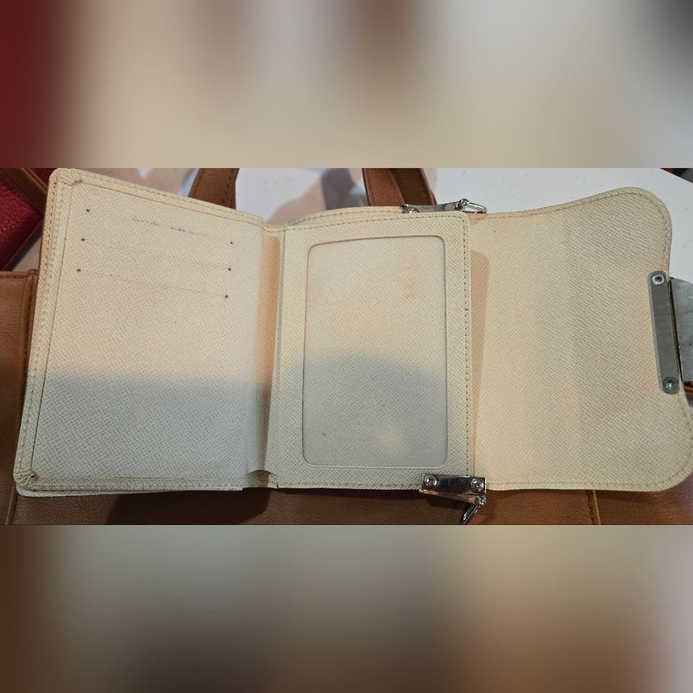 Louis Vuitton Epi Portefeiulle Joy Trifold Wallet converted to crossbody. AUTHEN - Picture 5 of 13